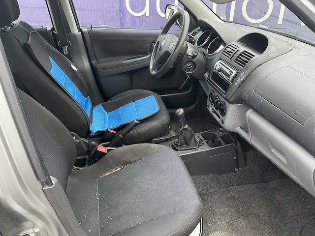 2004 - suzuki - ignis - 1.5-16v gls - personenauto - afbeelding 8 van  12