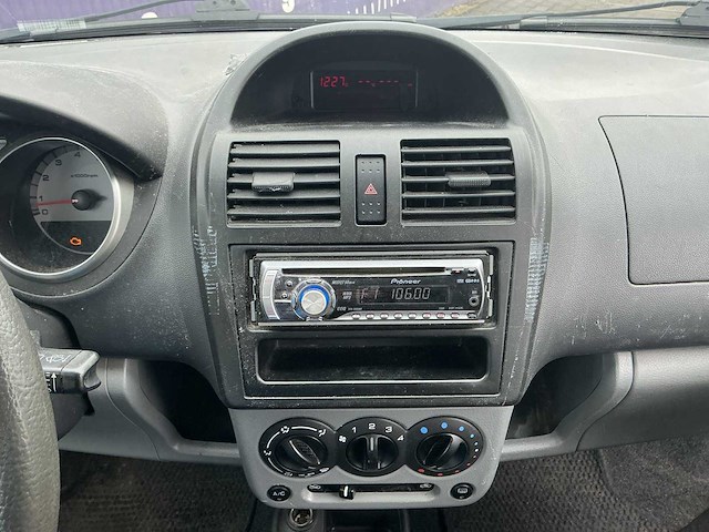 2004 - suzuki - ignis - 1.5-16v gls - personenauto - afbeelding 11 van  12