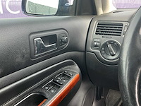 2004 - volkswagen - bora - 2.0 highline - personenauto - afbeelding 2 van  11