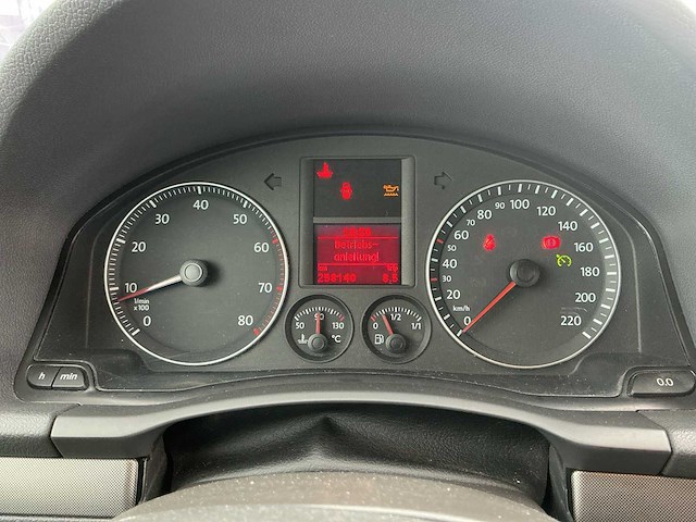 2004 - volkswagen - golf - 1.4 trendline - personenauto - afbeelding 11 van  12