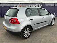 2004 - volkswagen - golf - 1.4 trendline - personenauto - afbeelding 4 van  12