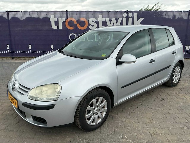 2004 - volkswagen - golf - 1.4 trendline - personenauto - afbeelding 1 van  12