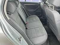 2004 - volkswagen - golf - 1.4 trendline - personenauto - afbeelding 9 van  12