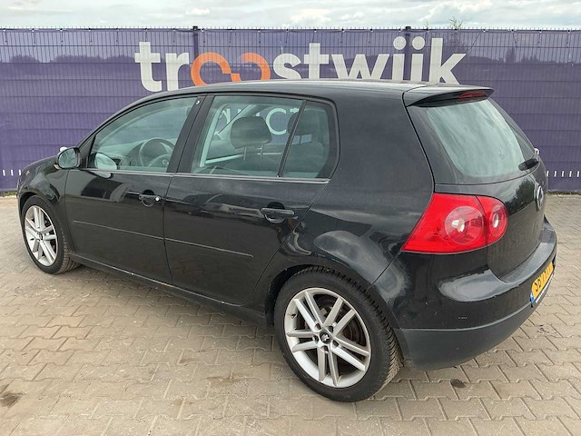 2004 - volkswagen - golf - 1.6 fsi trendline - personenauto - afbeelding 6 van  12