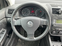 2004 - volkswagen - golf - 1.6 fsi trendline - personenauto - afbeelding 12 van  12