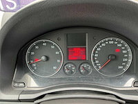 2004 - volkswagen - golf - 1.6 trendline - personenauto - afbeelding 2 van  2