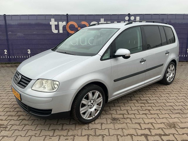 2004 - volkswagen - touran - 1.6-16v fsi athene - personenauto - afbeelding 1 van  12