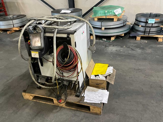 2004 abb irb 6640 m 2004 lasrobot - afbeelding 17 van  18