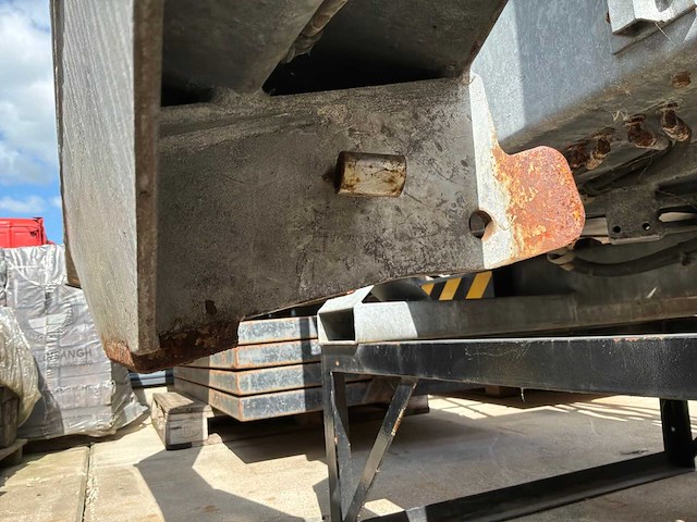 2004 aks mak 30 manbak met kraan - afbeelding 10 van  10
