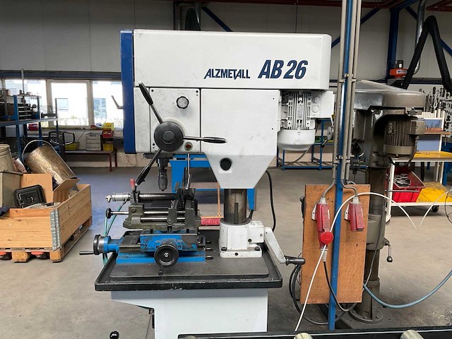 2004 alzmetall ab26-p/sv kolomboormachine met x-y-kruistafel - afbeelding 13 van  13