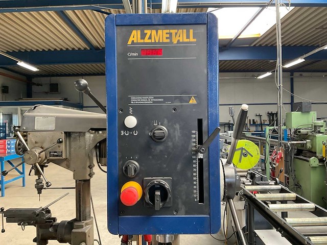 2004 alzmetall ab26-p/sv kolomboormachine met x-y-kruistafel - afbeelding 2 van  13