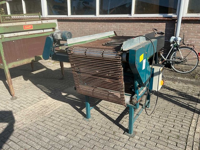 2004 antha absm grondzeef - afbeelding 1 van  8