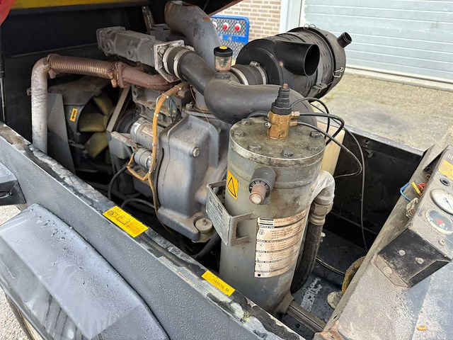 2004 atlas copco xas 47 dd luchtcompressor - afbeelding 24 van  24