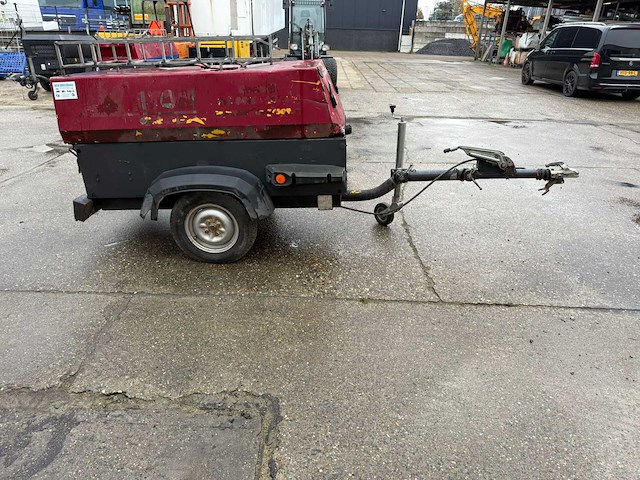 2004 atlas copco xas 47 dd luchtcompressor - afbeelding 2 van  24