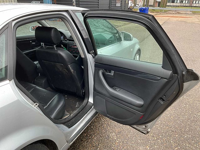 2004 audi a4 limousine 2.0 personenauto 95-pn-lr - afbeelding 17 van  28