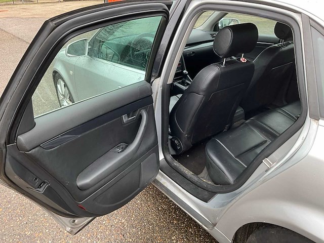 2004 audi a4 limousine 2.0 personenauto 95-pn-lr - afbeelding 19 van  28