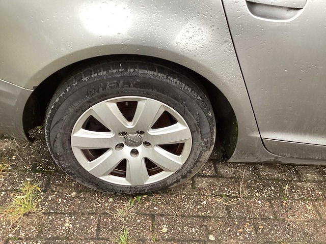 2004 audi a6 limousine 2.4 pro line personenauto - afbeelding 17 van  25