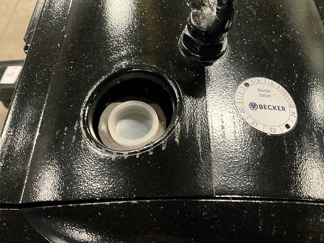 2004 becker dt 4.25k/0-06 vacuümpomp - afbeelding 4 van  6