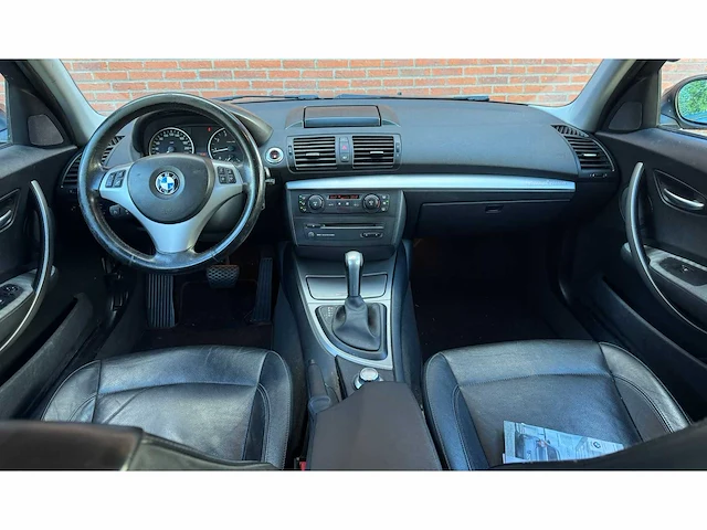 2004 bmw 1-serie 120i high executive automaat personenauto - afbeelding 8 van  8