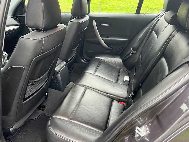 2004 bmw 1-serie 120i high executive | schuifdak + cruisecontrol + leder | personenauto - afbeelding 3 van  17