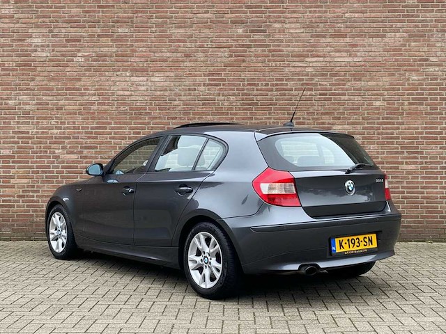 2004 bmw 1-serie 120i high executive | schuifdak + cruisecontrol + leder | personenauto - afbeelding 11 van  17