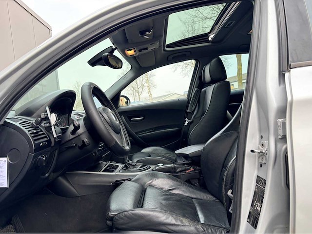 2004 bmw 1-serie personenauto - afbeelding 23 van  24