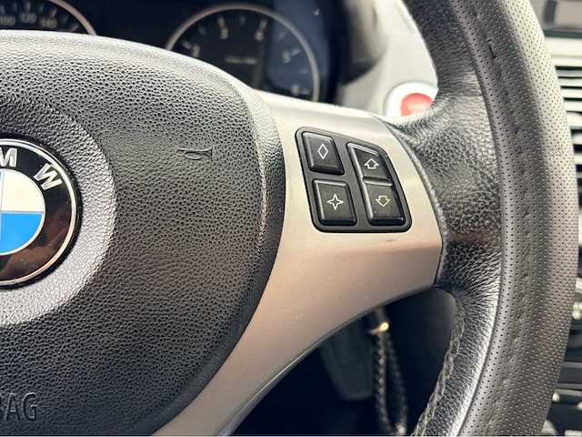 2004 bmw 1-serie personenauto - afbeelding 5 van  8