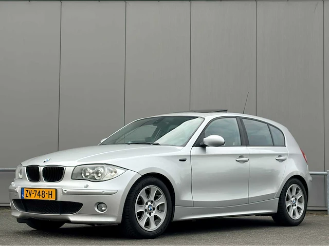 2004 bmw 1-serie personenauto - afbeelding 1 van  24