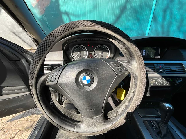 2004 bmw 5-serie 520 personenauto - afbeelding 10 van  34