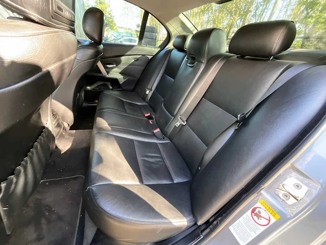 2004 bmw 5-serie 520 personenauto - afbeelding 14 van  34