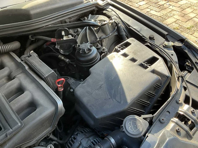 2004 bmw 5-serie 520 personenauto - afbeelding 21 van  34