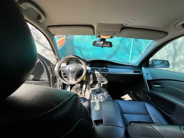 2004 bmw 5-serie 520 personenauto - afbeelding 28 van  34