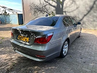 2004 bmw 5-serie 520 personenauto - afbeelding 32 van  34