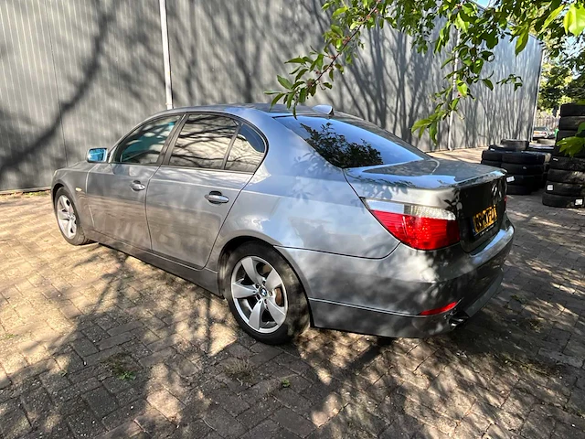 2004 bmw 5-serie 520 personenauto - afbeelding 34 van  34