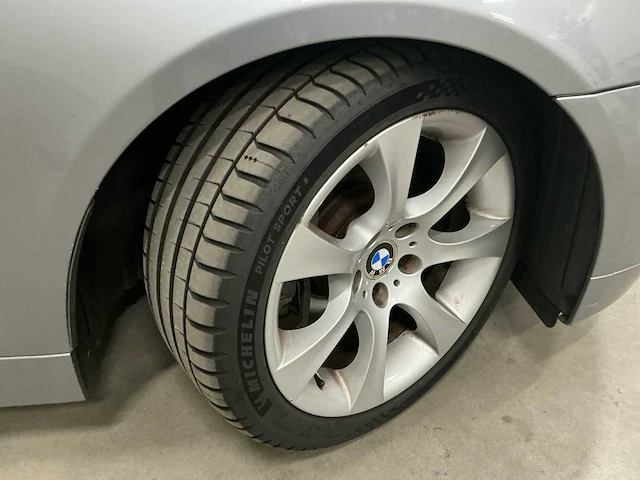 2004 bmw 5-serie 545i high executive personenauto - afbeelding 2 van  23