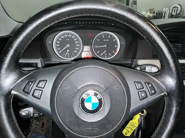 2004 bmw 5-serie 545i high executive personenauto - afbeelding 13 van  23