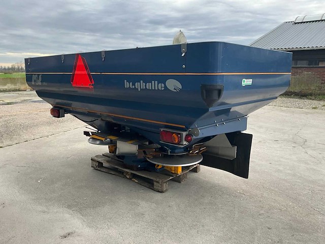 2004 bogballe m2w kunstmeststrooier - afbeelding 5 van  18