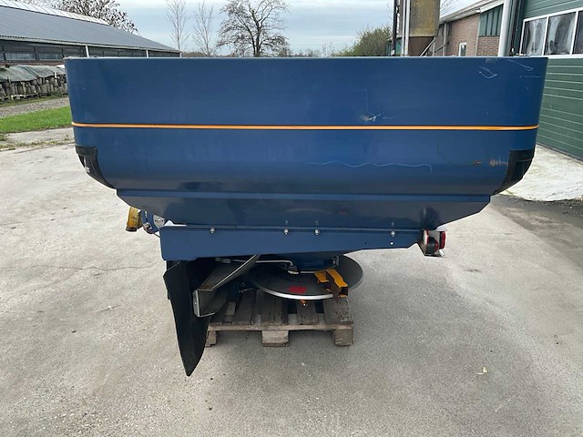 2004 bogballe m2w kunstmeststrooier - afbeelding 8 van  18