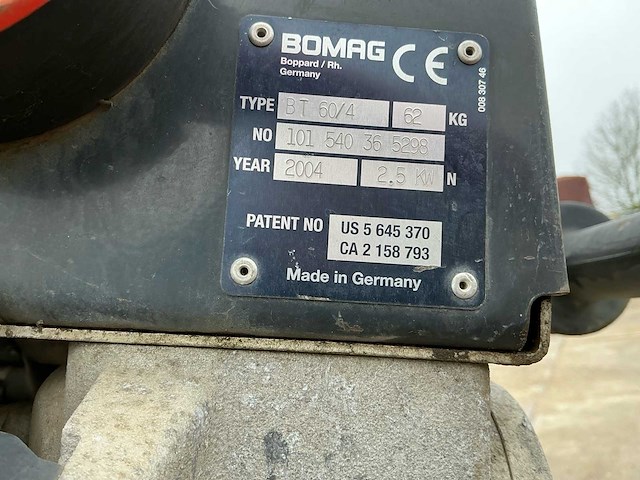 2004 bomag bt 60/4 trilstamper - afbeelding 4 van  5