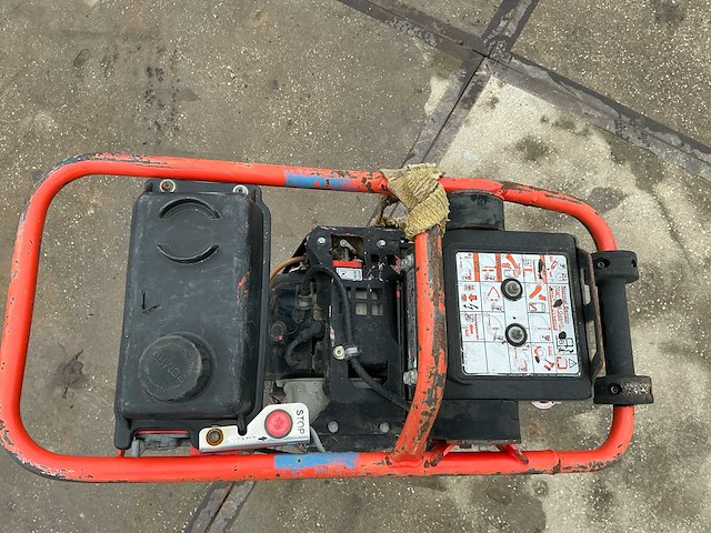 2004 bomag bt 60/4 trilstamper - afbeelding 5 van  7