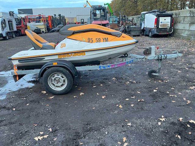 2004 brp bombardier sea.doo waterscooter met trailer - afbeelding 33 van  36