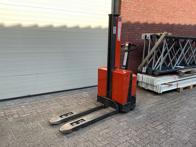 2004 bt pph1600mx stapelaar - afbeelding 1 van  9