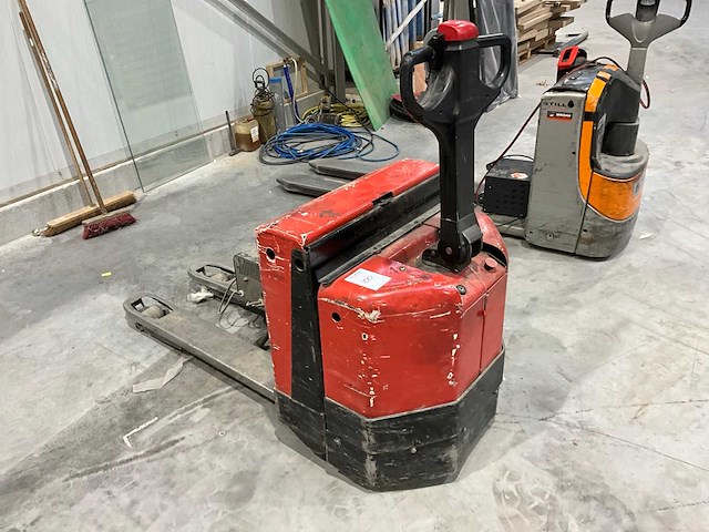 2004 bt w18 elektrische palletwagen - afbeelding 6 van  6