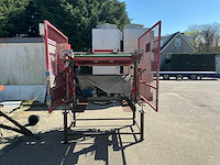 2004 burg’s h.k.d-a.e. hydraulische doseer kistenkantelaar - afbeelding 4 van  9