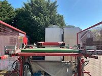 2004 burg’s h.k.d-a.e. hydraulische doseer kistenkantelaar - afbeelding 1 van  2