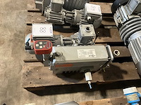 2004 busch r5 re 0016 b p04 vacuümpomp - afbeelding 1 van  5
