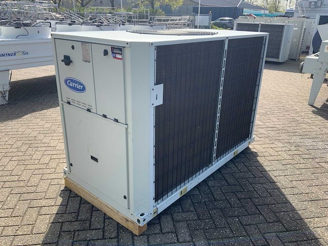 2004 carrier 30ra-040-b0039-pee chiller - afbeelding 1 van  9