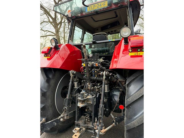 2004 case ih cvx 1155 vierwielaangedreven landbouwtractor - afbeelding 1 van  1