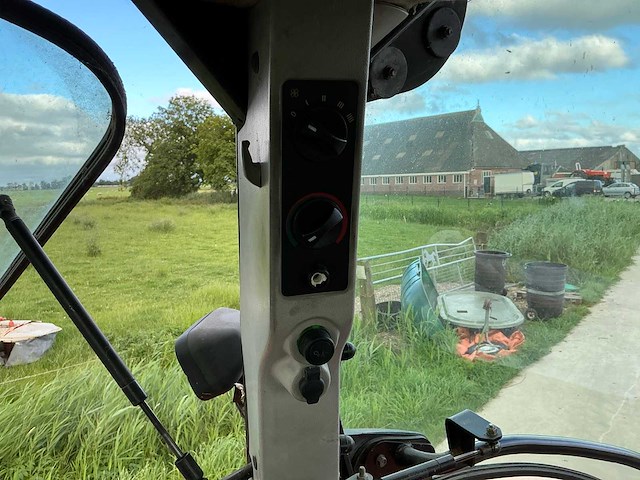 2004 case ih mxu 125 vierwielaangedreven landbouwtractor - afbeelding 9 van  17