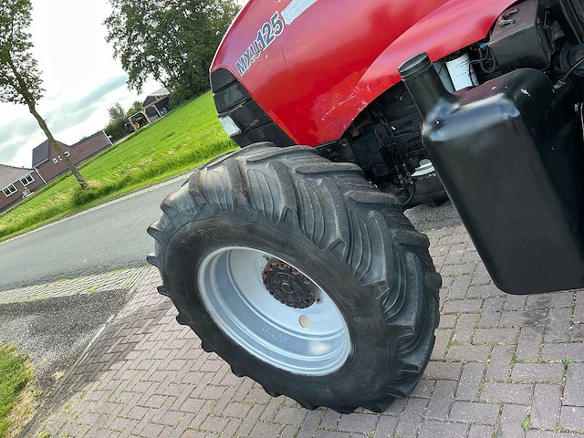 2004 case ih mxu 125 vierwielaangedreven landbouwtractor - afbeelding 17 van  17